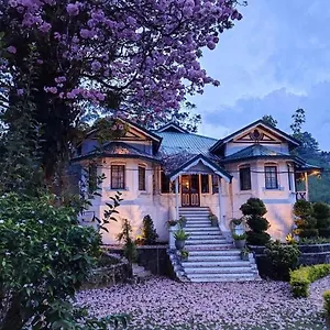 Hotel Walauwa On The Hill, Hatton